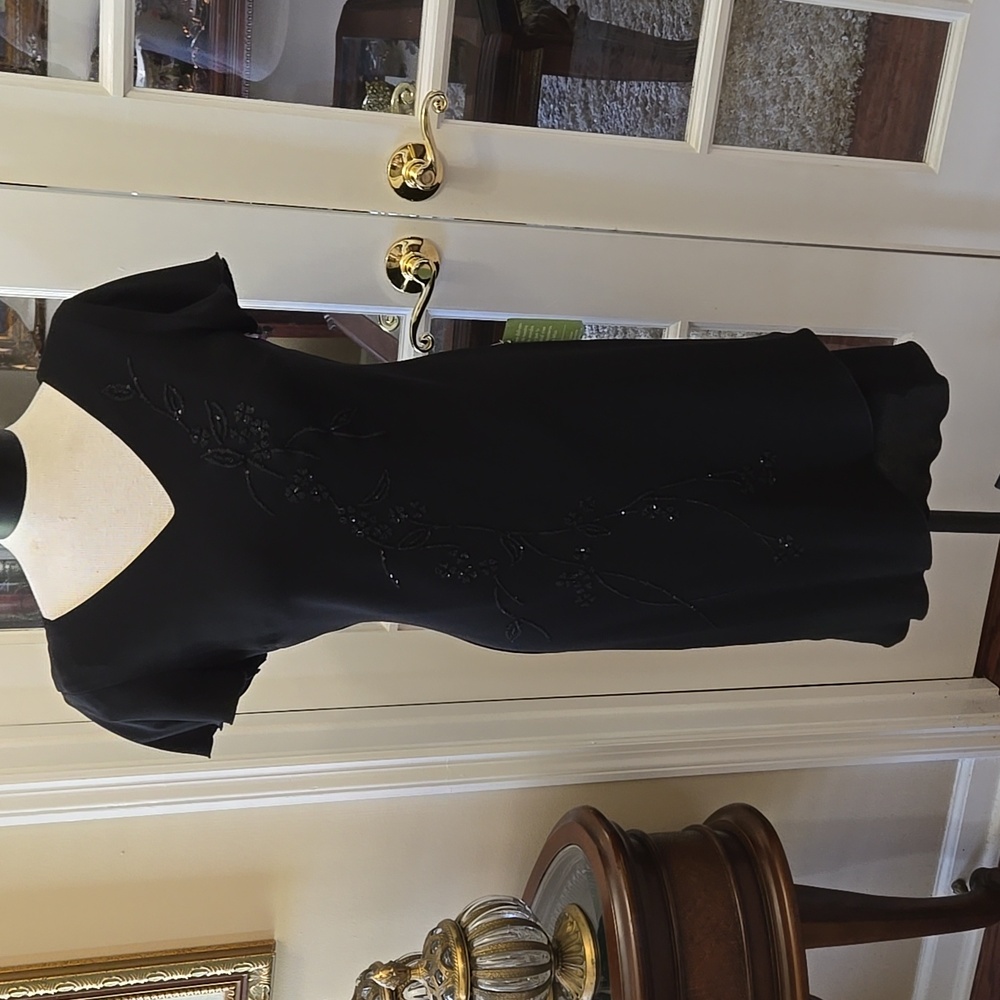 S.L. Fashions Black Beaded Dress Tiered Hemline Flutter Sleeve V Neck Size 6 NEW